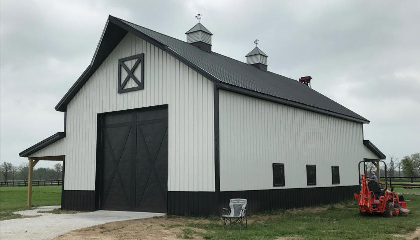 Classic Barn Style Metal Building
